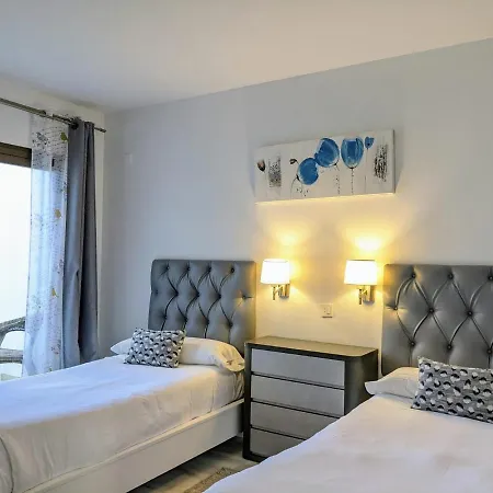 Coral Apartment 4*