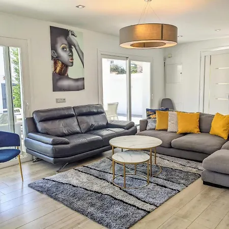 Apartment Coral 4*