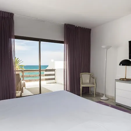 Coral 4*