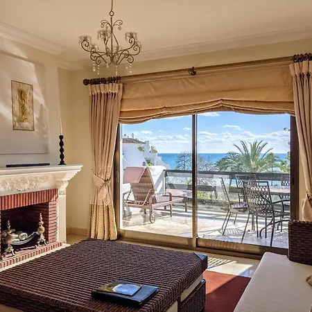 Coral Marbella
