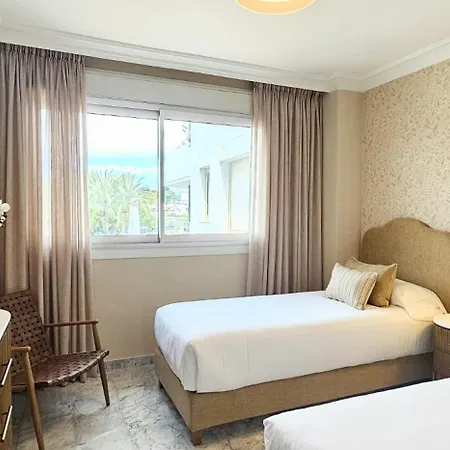 Lägenhet Coral 4*